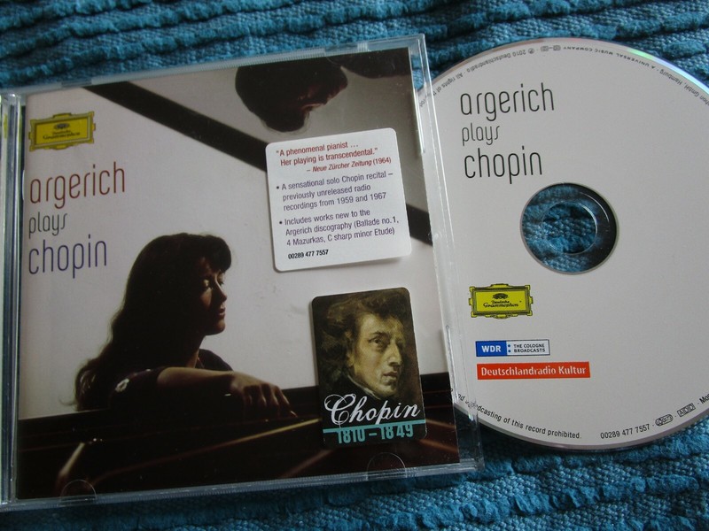 Argerich Plays Chopin Martha Argerich Plays Chopin. Deutsche Grammophon CD Album