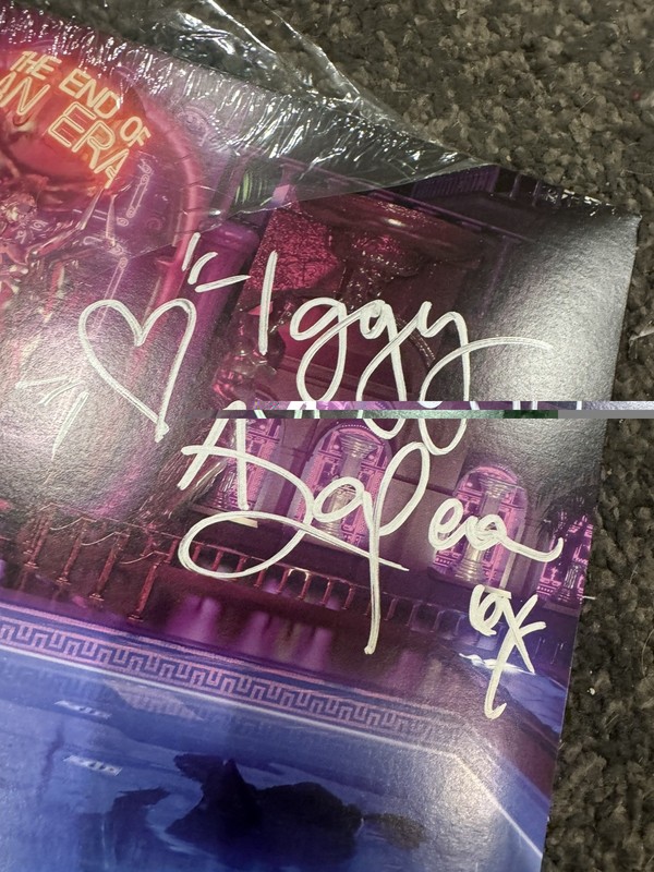 autographed the end of an era deluxe (red blue purple vinyl) signed iggy azalea gallery