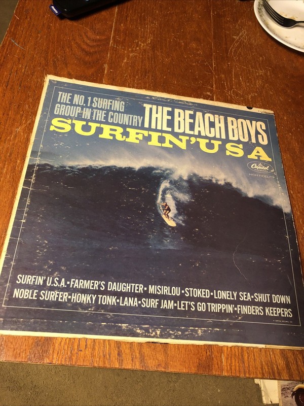 The Beach Boys Surfin’ USA T-1890 Mono Capitol Records Vintage 1963 LP Vinyl
