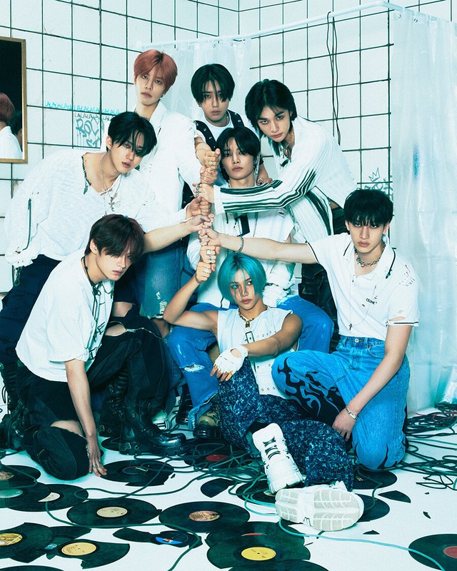 STRAY KIDS 樂(ROCK) STAR Album POST CARD Ver/CD+Card Set+Poster+P.Card+POB+GIFT gallery