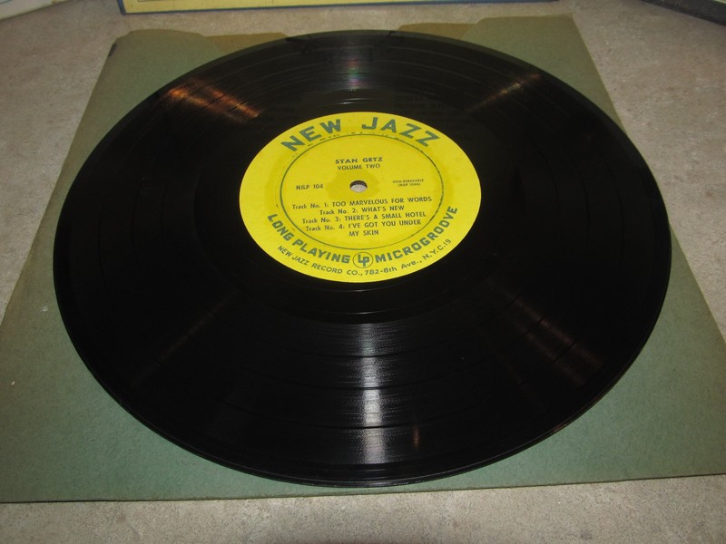 STAN GETZ - Very Rare 10" Vinyl Lp STAN GETZ PLAYS VOL. TWO New Jazz NJLP-104 EX gallery