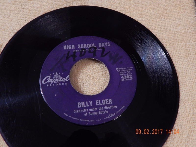Billy Elder: How Lonely Am I / High School Days 45 / Capitol 4382