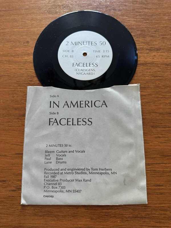 2 Minutes 50 In America Faceless 45 7” Power Pop MN Private NM Signed Vinyl gallery