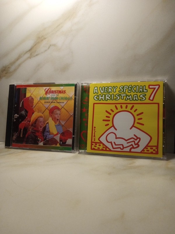Christmas with the Robert Shaw Chorale (and A Very Special Christmas 7)(2-CDs)