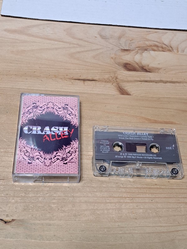 Smash Alley – Self Titled Hard Rock Cassette Tape 1990 Paphian Rare Tested