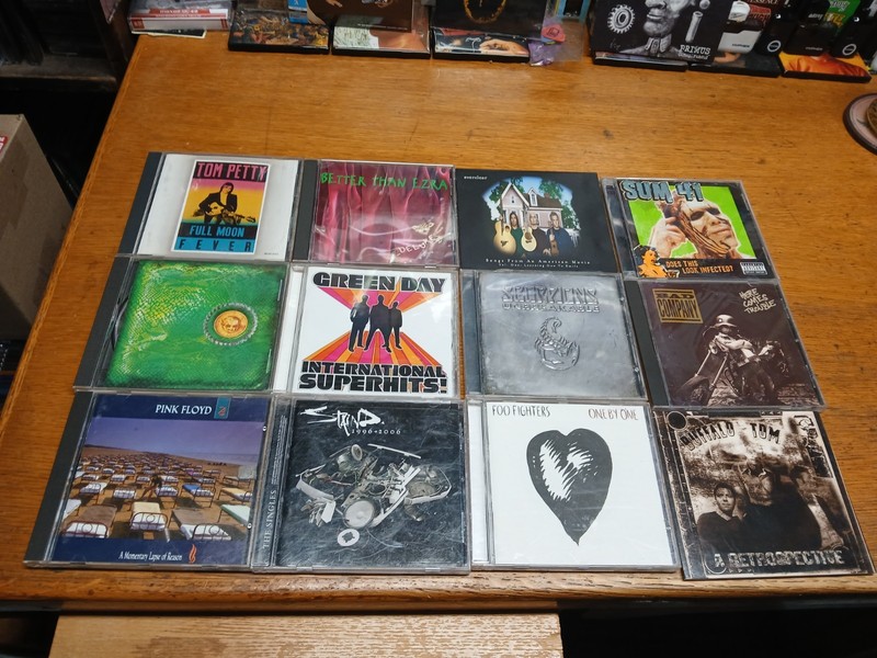 metal/alt rock cd lot/12 pink floyd,foo fighters,staind,alice cooper,buffalo tom