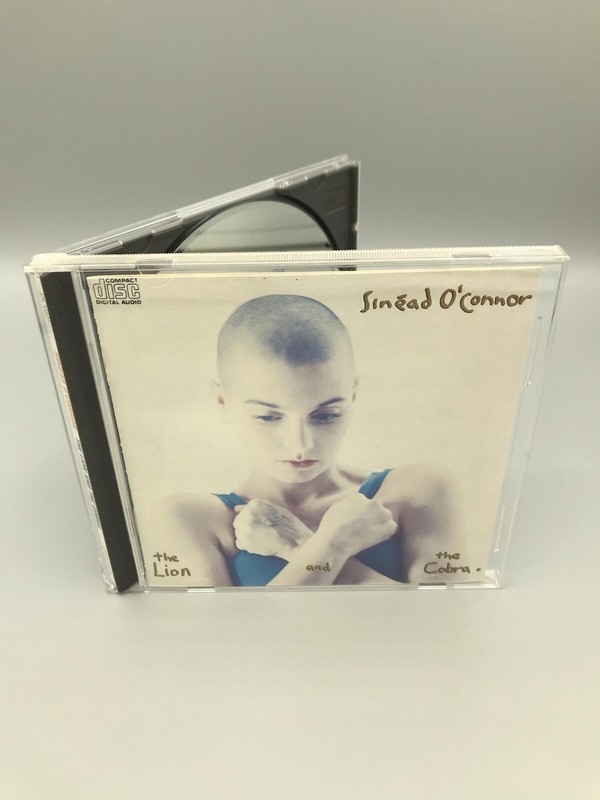 The Lion and the Cobra by Sinéad O’Connor CD – VK 41612 DIDY 2352