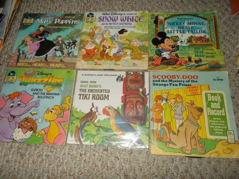 LOT OF 15 ORG WALT DISNEY+ KIDS 7" W/BOOKS TREASURE ISLAND, SCOOBY DOO+ gallery