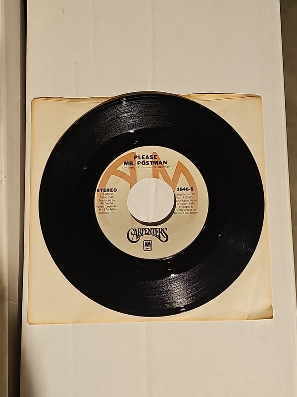 Carpenters Please Mr. Postman This Masquerade 7″ Vinyl 45 rpm AM-1646-S