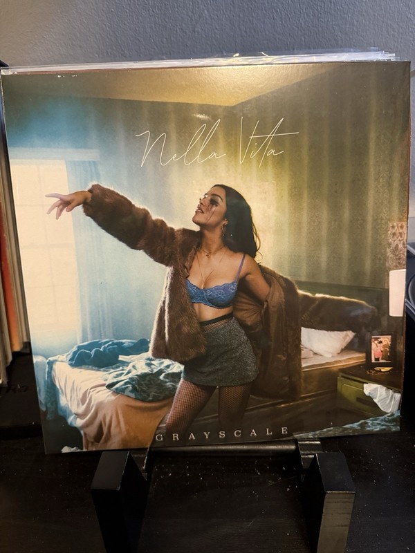 Grayscale – Nella Vita (2019) – New, Sealed