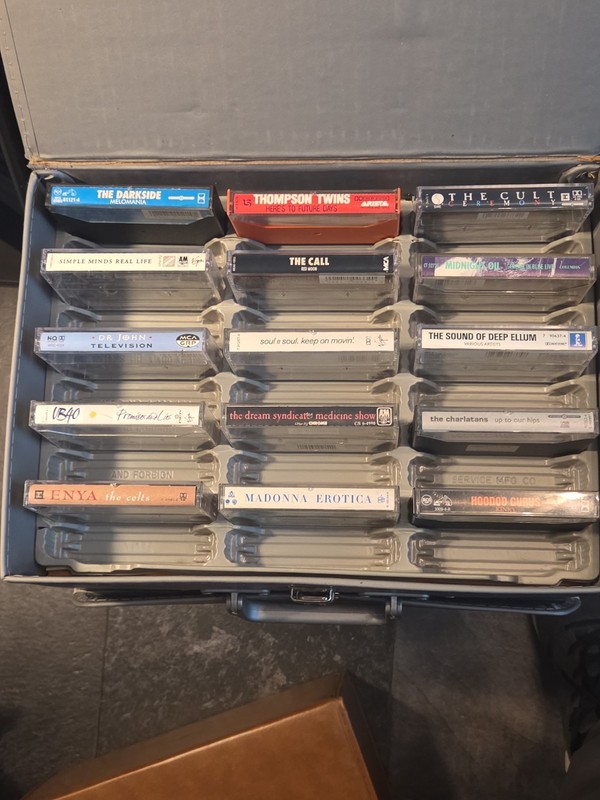 Vintage Cassette Carrying Case Holder Storage Box Blue Silver With 30 Tapes Lot