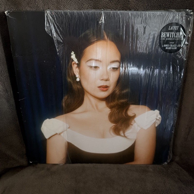 Laufey Bewitched the Goddess Edition Vinyl ( 2024)