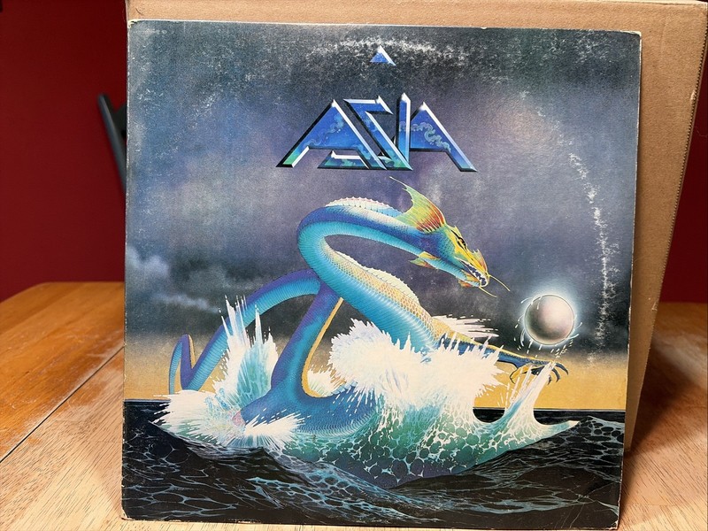 ASIA self titled Vinyl Record Album Nice shape