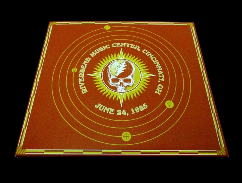 Grateful Dead 30 Trips Around The Sun 1985 Cincinnati OH Riverbend 6/24/85 3 CD