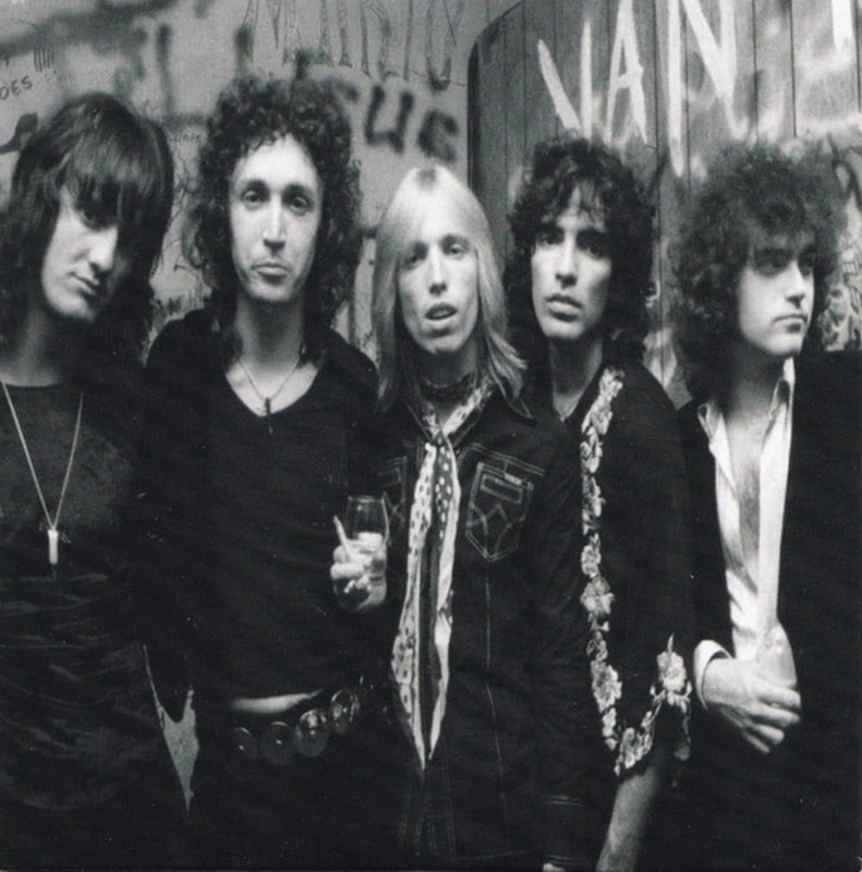 Tom Petty And The Heartbreakers - Free Fallin'... Live In The USA 10 CD Box Set gallery