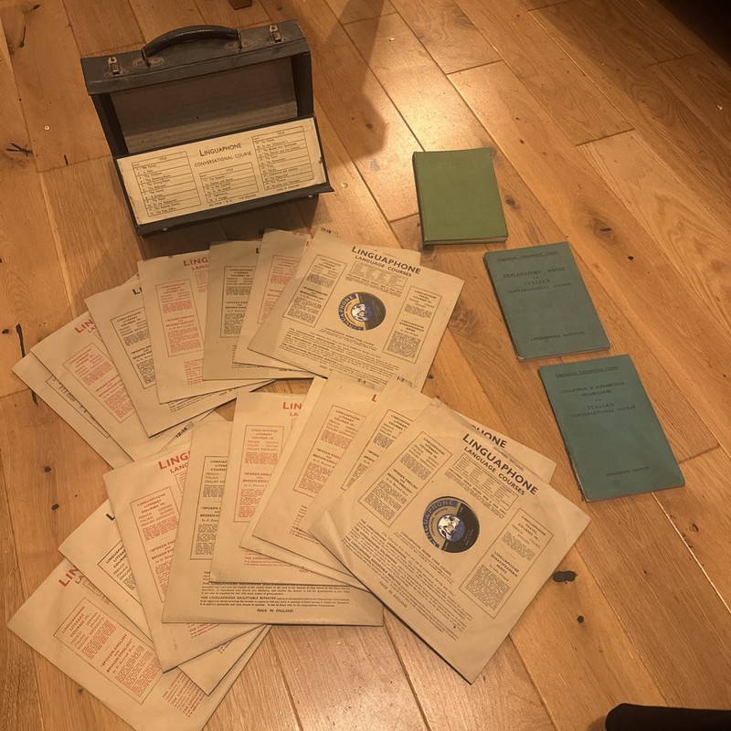 VINTAGE Linguaphone Language Course on 78rpm in Case 16 Records / 3 Books