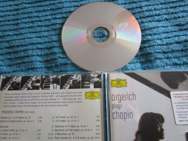 Argerich Plays Chopin Martha Argerich Plays Chopin. Deutsche Grammophon CD Album gallery