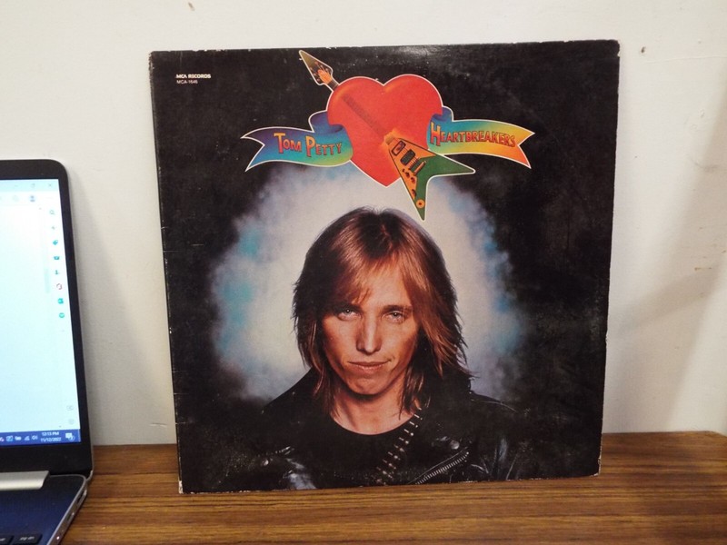 Tom Petty and The Heartbreakers – Self Titled LP VINYL ALBUM 1976 MCA BACKSTREET