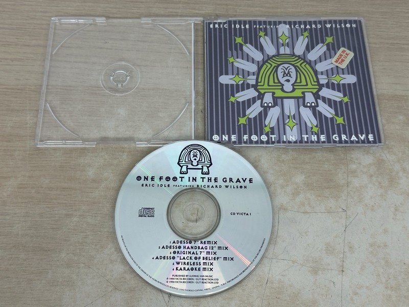 Eric Idle ft. Richard Wilson: One Foot In The Grave Theme Import CD Monty Python