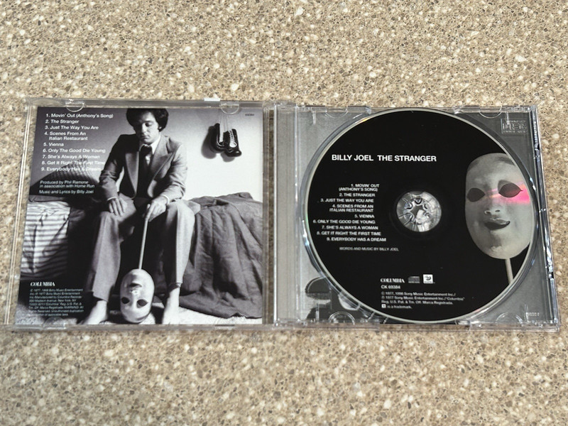 Lot of 3 Billy Joel CDs The Hits, Piano Man, The Stranger Discs in Great Cond. gallery