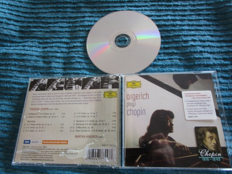 Argerich Plays Chopin Martha Argerich Plays Chopin. Deutsche Grammophon CD Album gallery