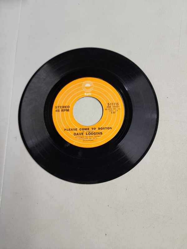 Dave Loggins – Please Come to Boston – Epic (45RPM 7″)(AA109)