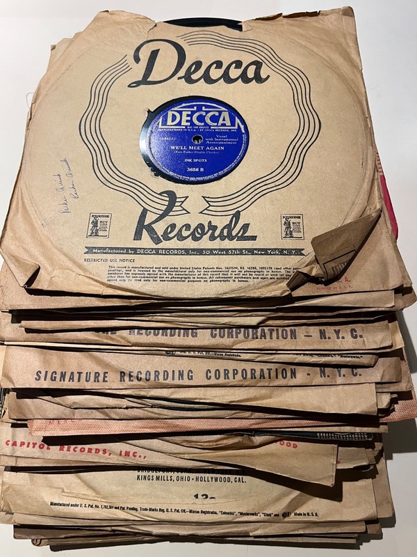 lot of 40 Vintage 78 RPM Records -Jazz Bands Vocalists 40s & 50s BLUE DECCA