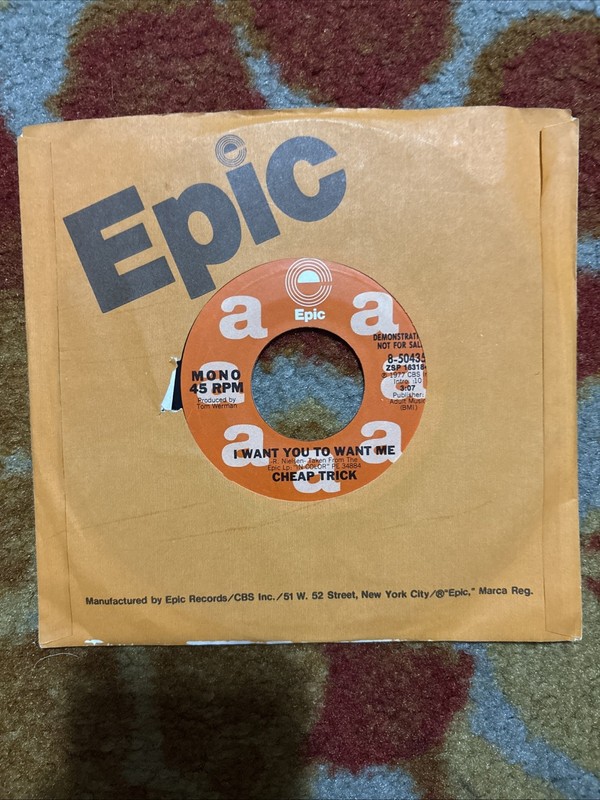 CHEAP TRICK I Want You To Want Me (1977) PROMO 7″ mono/stereo *NEAR MINT* ML 371