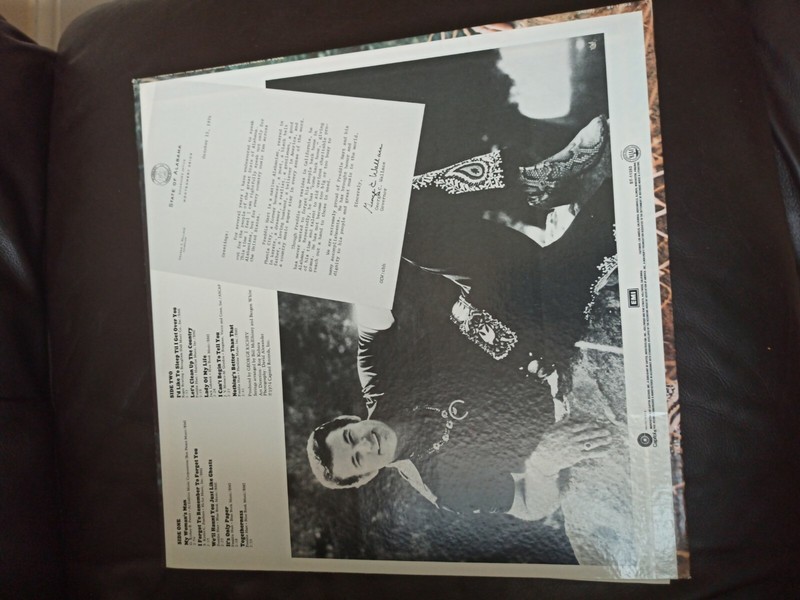 Freddie Hart Country Heart 'N Soul St-11353 Vinyl Record Lp gallery