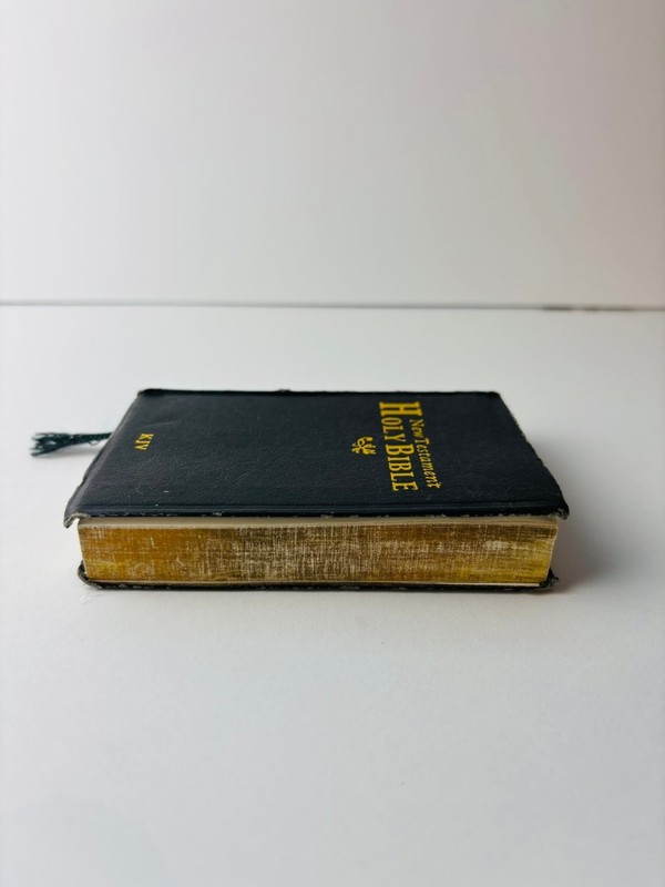 New Testament Holy Bible KJV King James Version Pocket gallery