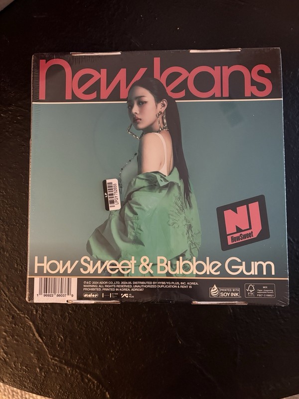 K-POP~New Jeans How Sweet Album MINJI Version (New, Completely Sealed) TARGET