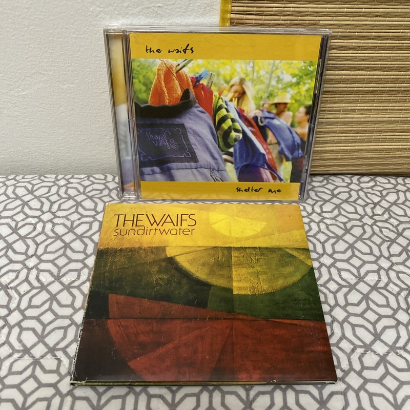 The Waifs CD – Lot of 2 – Shelter Me – Sun dirt water/ sundirtwater Excellent