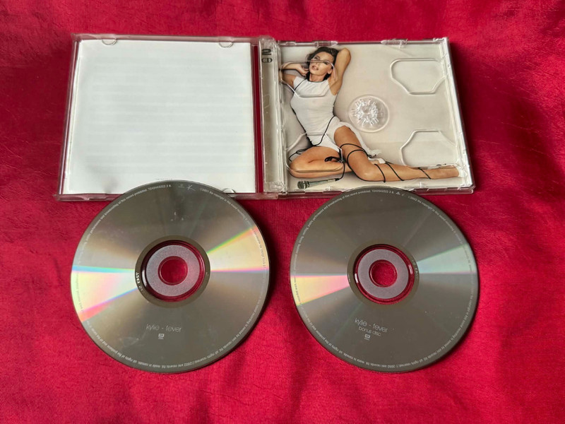 Fever [Limited] by Kylie Minogue (Canada CD Set, Jan-2003, Emi/Parlophone) gallery