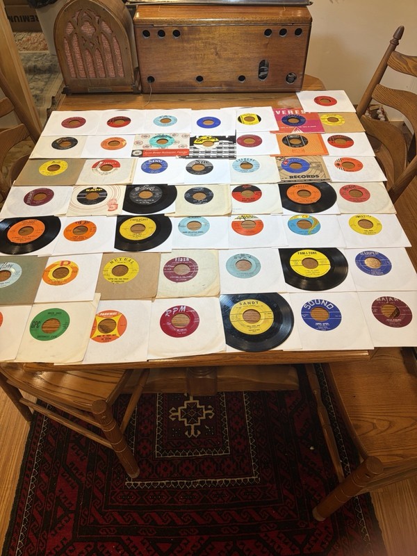 1000’s of 45’s OLDIES &OBSCURE Titles Sold in random lots of 50 .58 per record!!