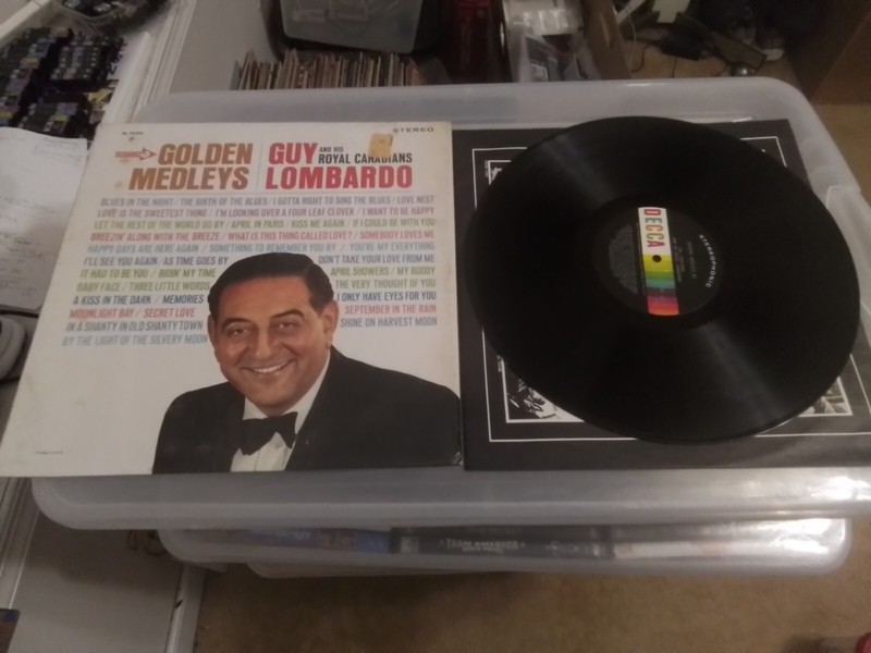 Guy Lombardo And His Royal Canadians – Golden Medleys Decca DL 74593 A