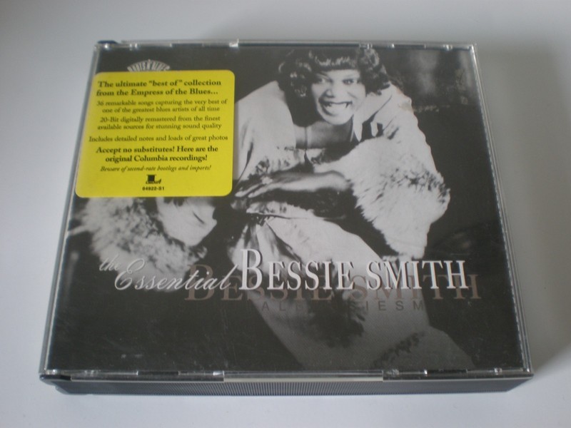 The Essential Bessie Smith 2 CD Columbia Legacy Roots & Blues 1997 Sony