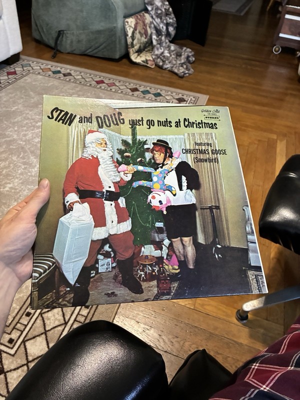 Stan and Doug-Yust Go Nuts At Christmas (Golden Crest Records, CR31021, 1970)