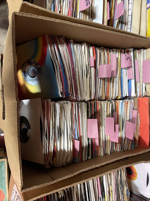 300 Count 45 Rpm Vinyl Record Lot. Various 1970’s-80’s Country Music Lot