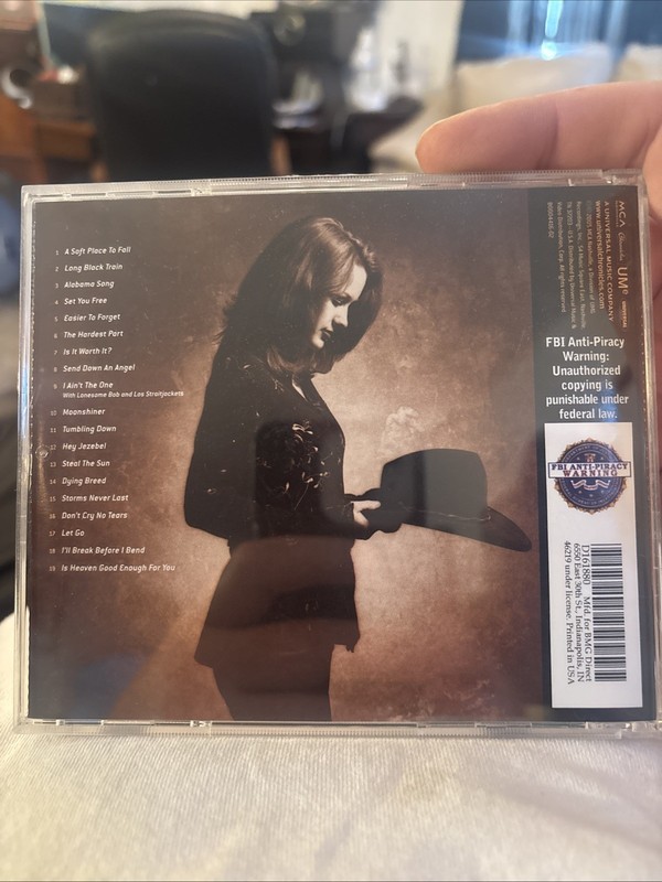 Allison Moorer - The Definitive Collection (CD) VG Condition Let’s Make A Deal gallery