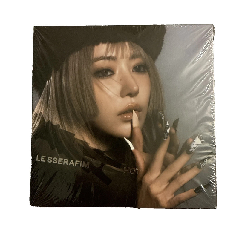 Le Sserafim Hot [Compact Ver] Pink Ray Version NEW Sealed, Free Shipping