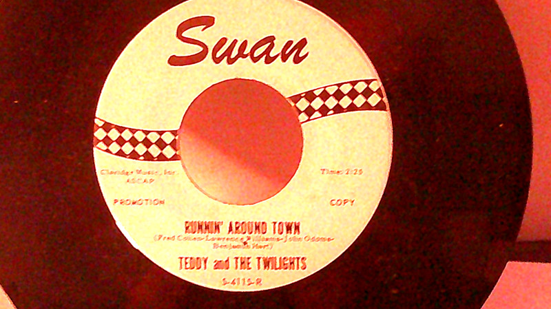 Teddy And The Twilights,Swan 4115,»Runnin’ Around Town»US,7″45,1963 PROMO,Mint