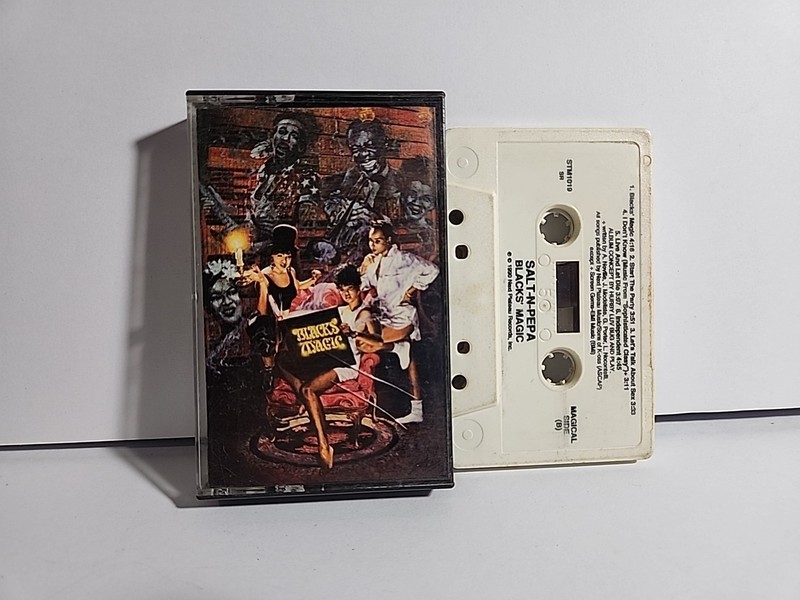 Salt-N-Pepa – Blacks’ Magic (Cassette Tape 1990, Next Plateau Records)