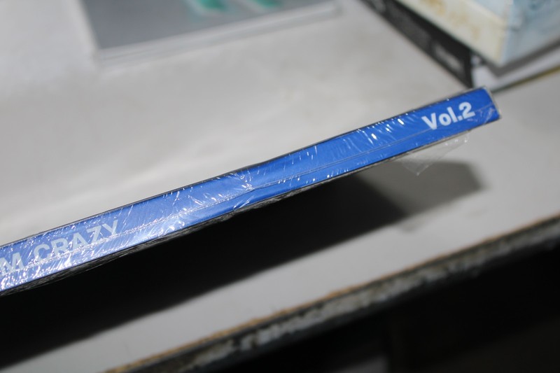 Kpop Music Le Sserafim 4th Mini Album Crazy Vol #2 Blue Version gallery