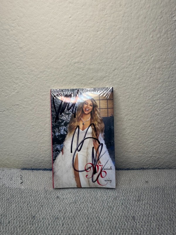 SEALED Mariah Carey All I Want For Christmas 30th Anniv GOLD Cassette SIGNED