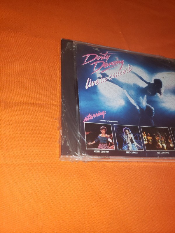 Dirty Dancing Live In Concert by Original Soundtrack (CD, RCA) gallery