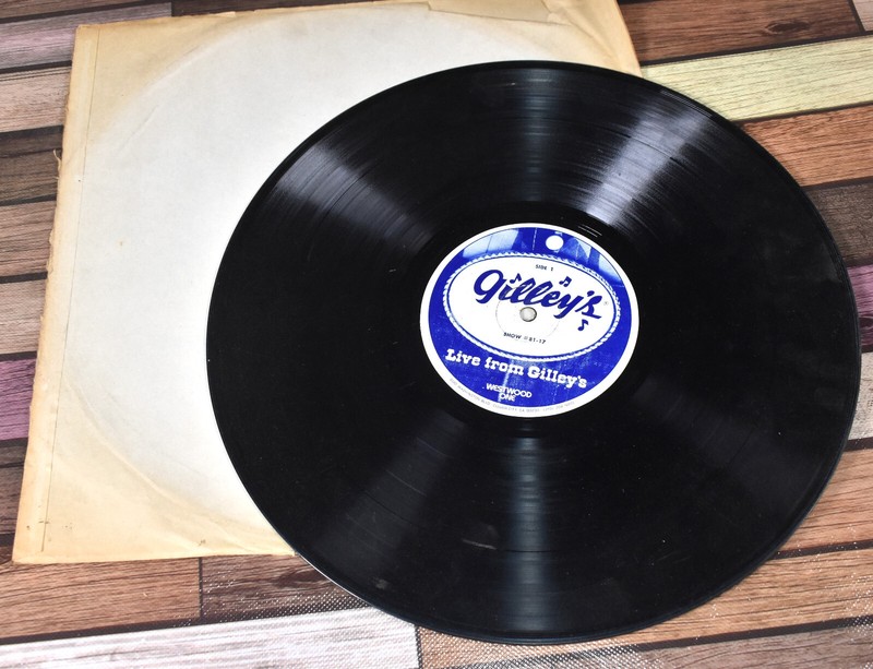 1981 Live from Gilleys 81-17 Bobby Bare Vinyl LP Album