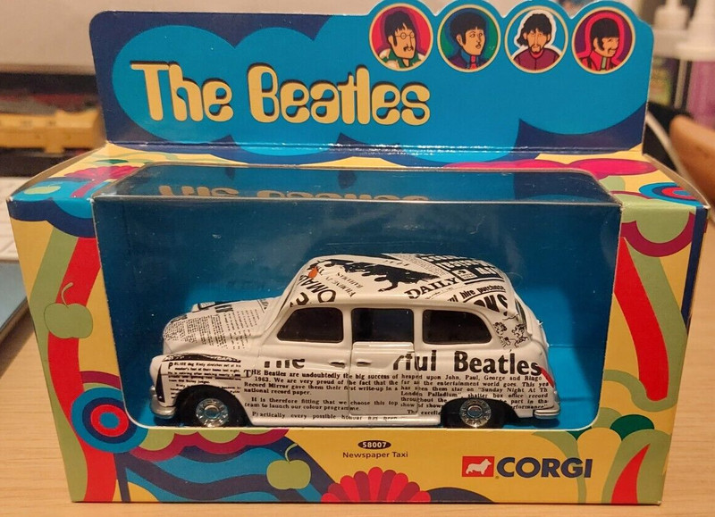THE BEATLES CORGI DIECAST MODEL NEWSPAPER TAXI EXCELLENT CONDITION UNOPENED BOX