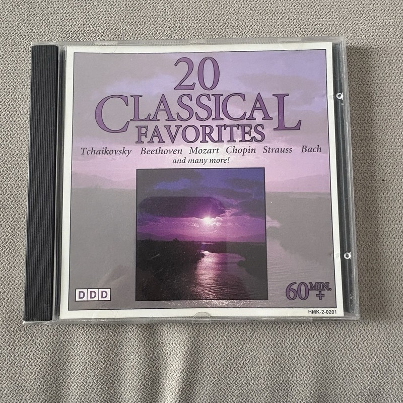 20 Classical Favorites Tchaikovsky, Beethoven, Mozart, Chopin, Strauss and Bach