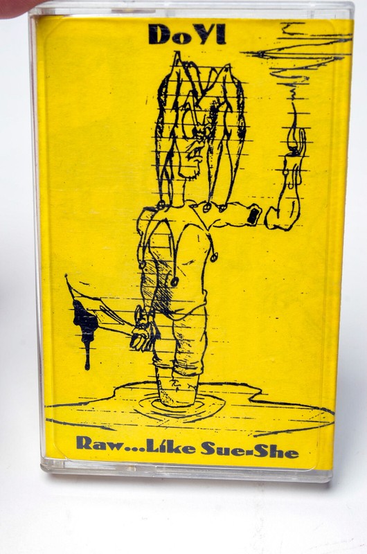 DoYI Raw Like Sue-She Cassette Tape DIY Demo 1995 Punk Rock Lo-Fi Underground