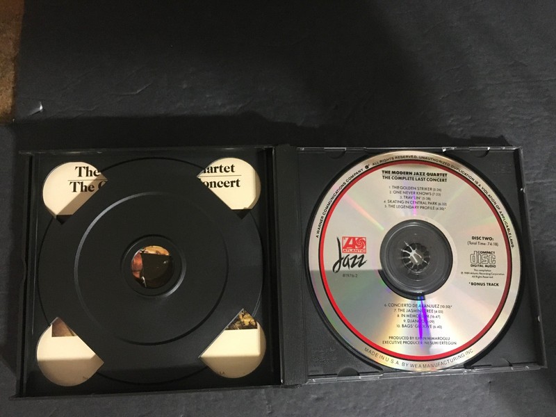The Modern Jazz Quartet The Complete Last Concert CD's gallery